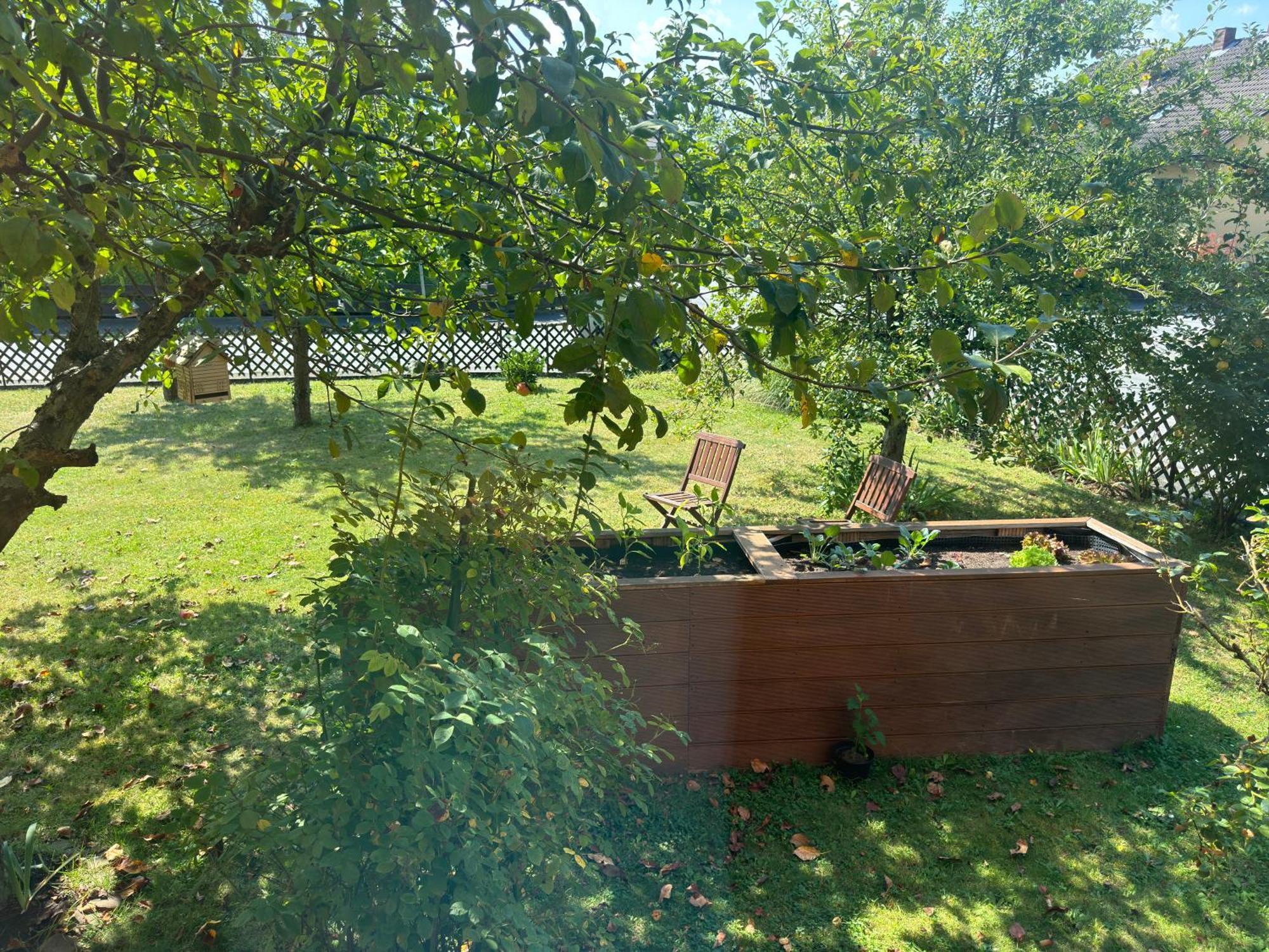 B&B'S Im Aischgrund Adelsdorf Exterior photo