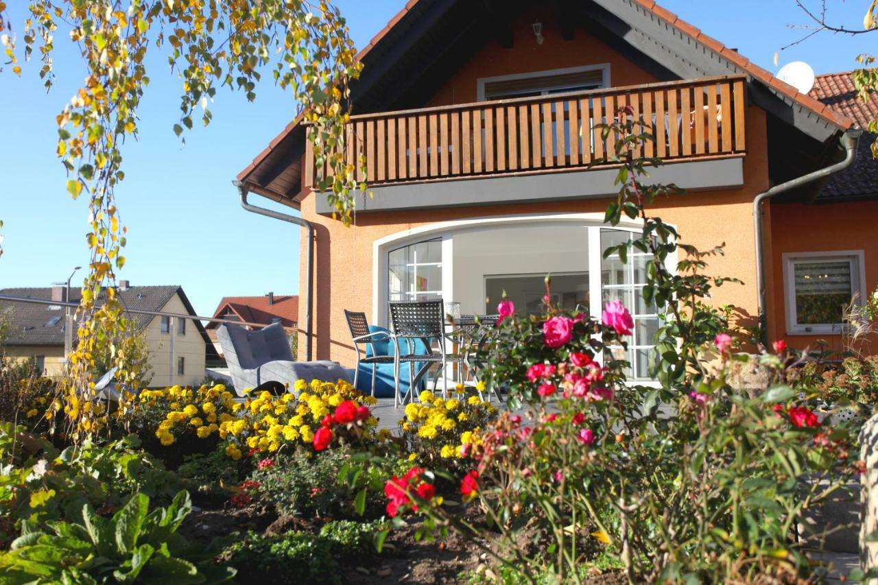 B&B'S Im Aischgrund Adelsdorf Exterior photo